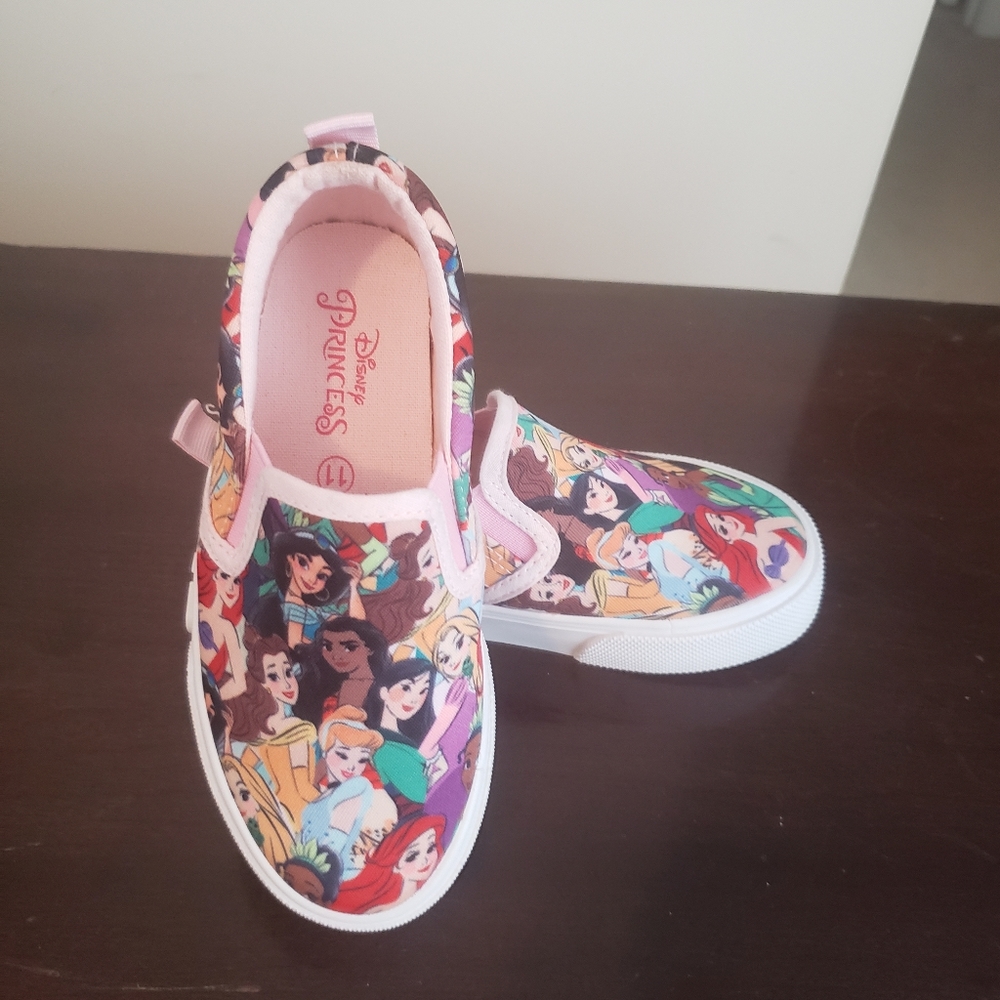 Ground Up Disney Princesses Slip on Sneaker Little kid size 11